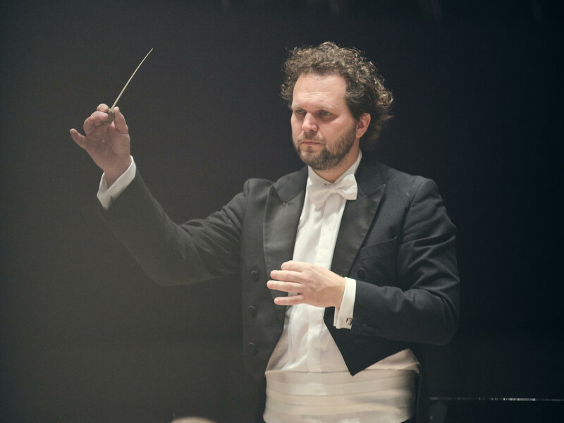 Tomáš Brauner hlavní hostující dirigent FBM.jpg