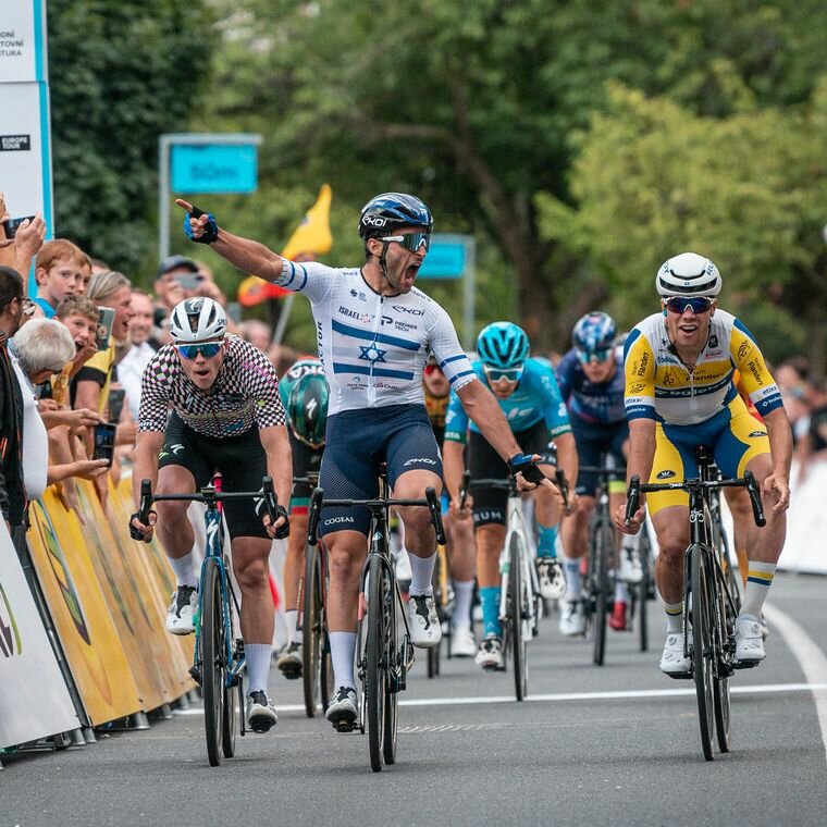 Největší cyklistický etapový závod v ČR za účasti špičkových světových i domácích jezdců zamíří také do Zlínského kraje. 