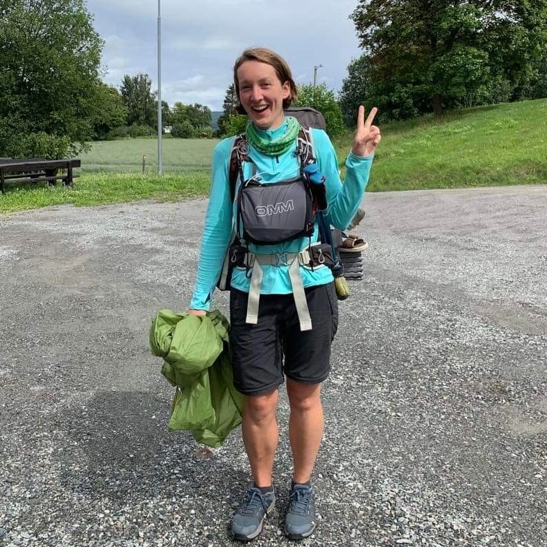 Mladá spisovatelka Lucie Janíková bude číst z chystané knihy o putování Norskem.