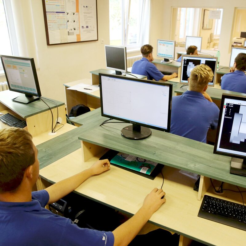 Zlínský kraj buduje silný systém kariérového poradenství. Do podpory žáků se zapojují školy, firmy i rodiče.