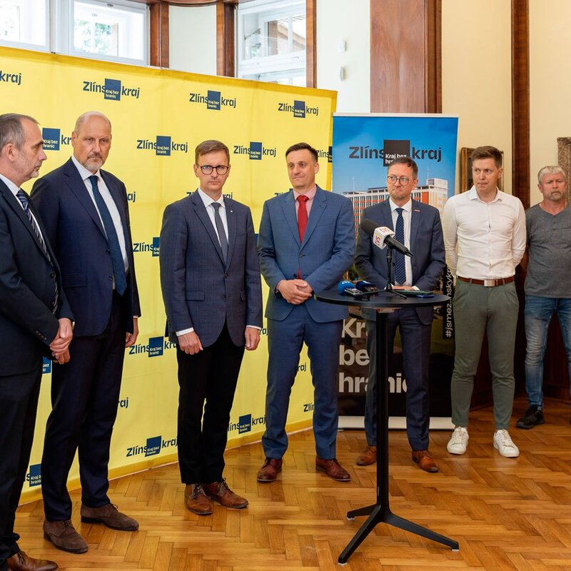 Výstavba vedení velmi vysokého napětí dostala zelenou, vyhne se Maleniskům.