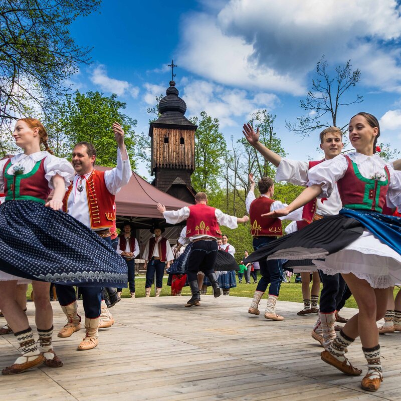 Zlínský kraj patří mezi českou turistickou špičku. V návštěvnosti turistických cílů obsadil 5. místo.