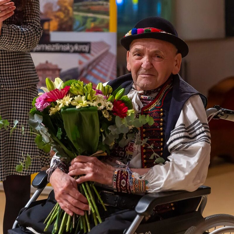 Do konce srpna lze nominovat osobnosti kultury na ocenění Pro Amicis Musae. Na fotografii je loňský vítěz Jan Rapant.