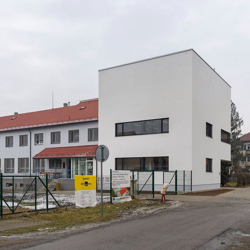 Nová přístavba školy