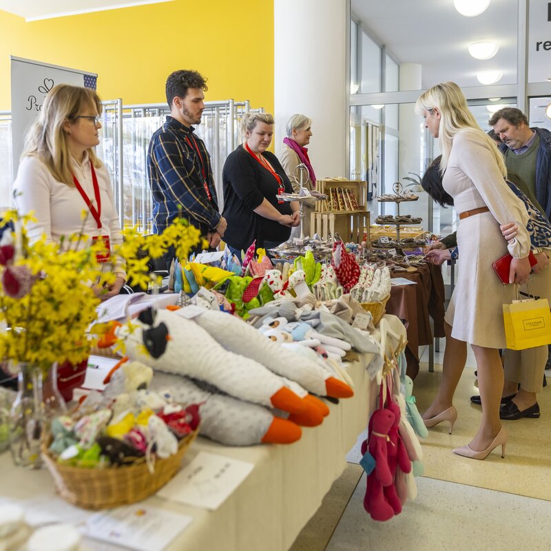 V Baťově mrakodrapu se uskuteční dobročinný velikonoční jarmark, podpoří chráněné dílny i sociální podniky