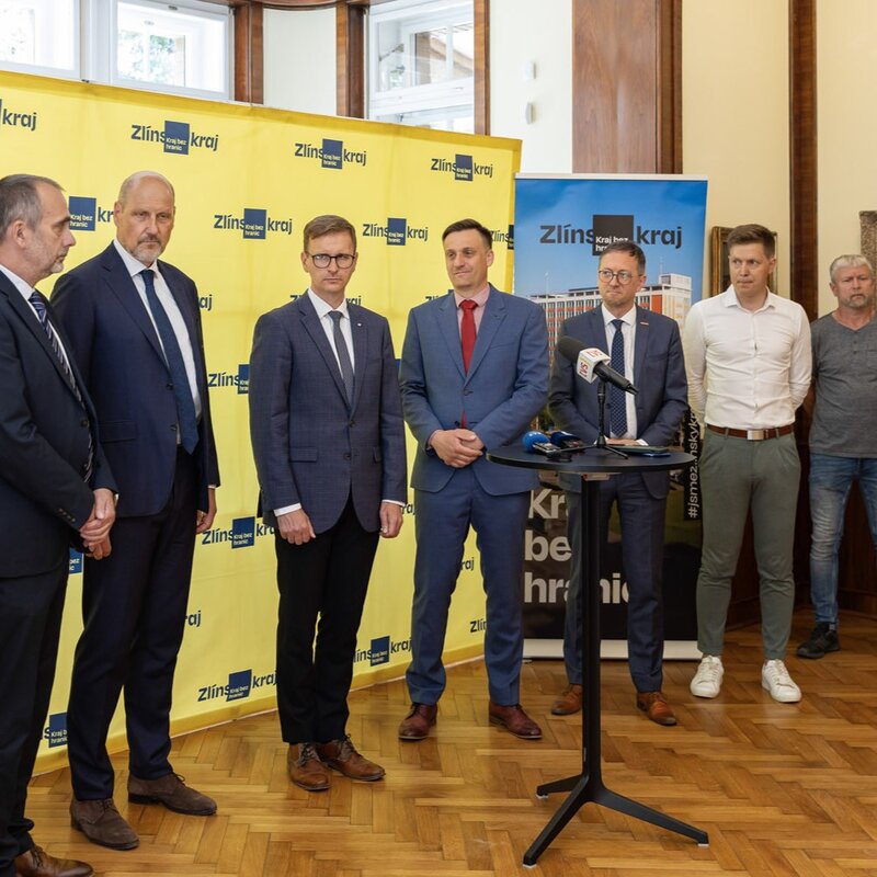 Výstavba vedení velmi vysokého napětí dostala zelenou, vyhne se Maleniskům