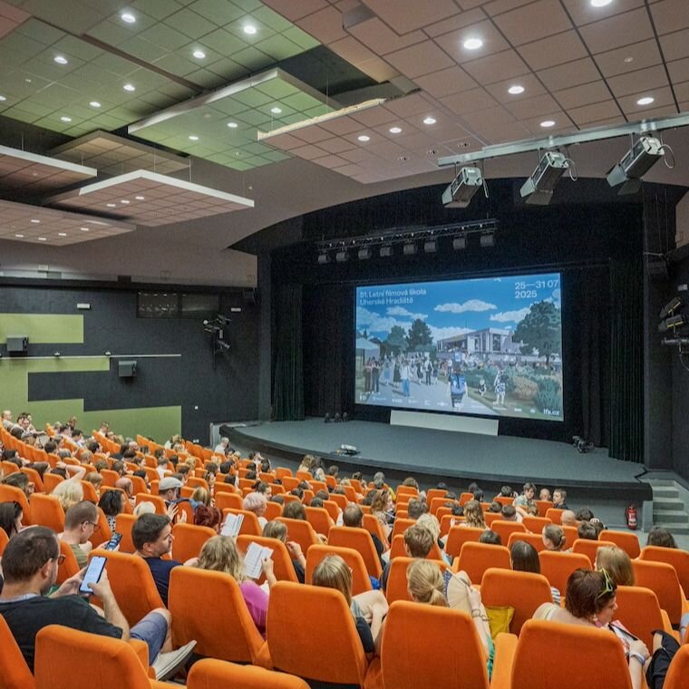 Letní filmová škola v Uherském Hradišti ukáže řadu výjimečných snímků i další nabitý program.