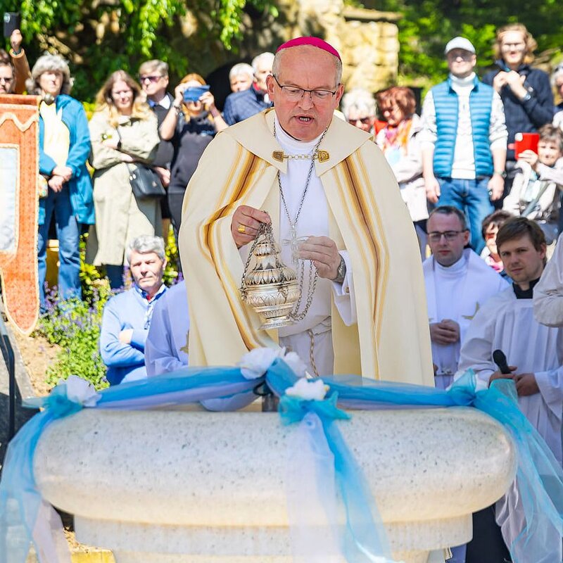 V Luhačovicích požehnali pramenům a zahájili hlavní turistickou sezonu.
