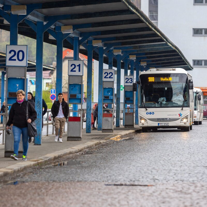 Po opravách se znovu otevře most v Napajedlích. Změní se jízdní řády autobusů