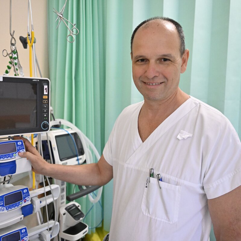 Primář Neurologického oddělení KNTB ve Zlíně Robert Mikulík. Foto: D. Glück