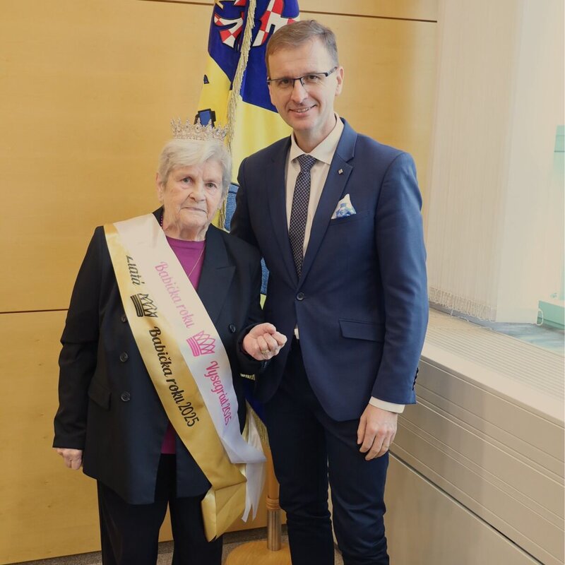 Hejtman s Babičkou roku