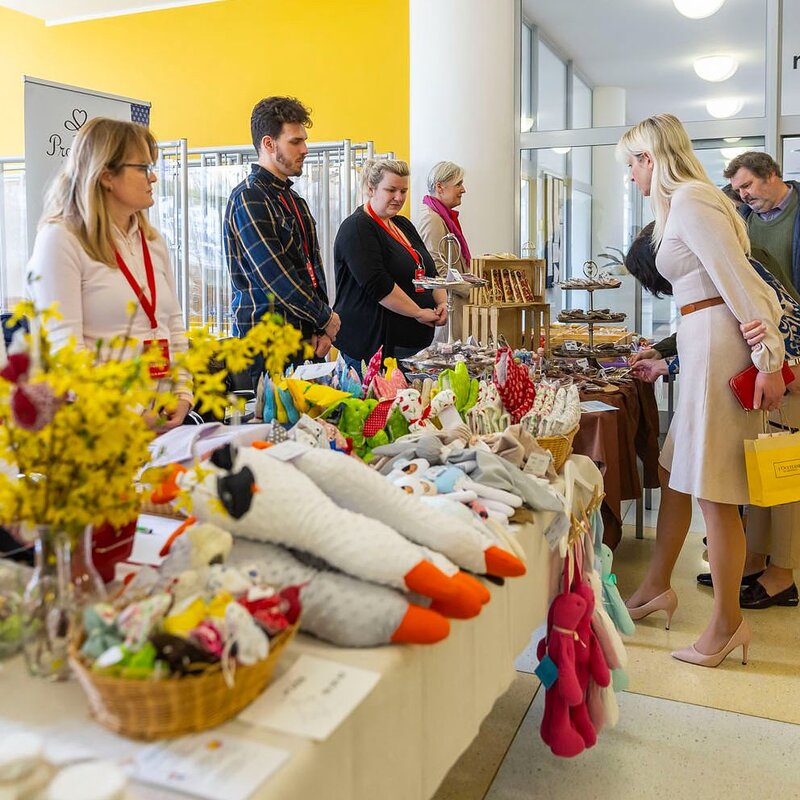 V Baťově mrakodrapu se uskuteční dobročinný velikonoční jarmark, podpoří chráněné dílny i sociální podniky.